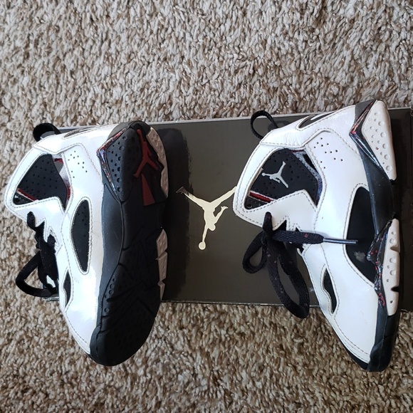 Jordan True Flight Toddler Basketball shoes EUC - Picture 5 of 10